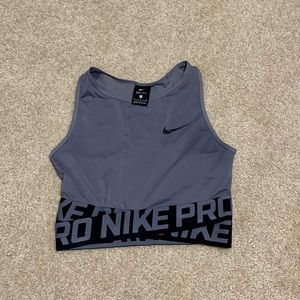 Nike workout top